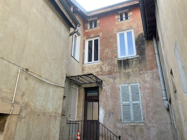 Bourg en Bresse - A vendre immeuble complet de 5 appartements