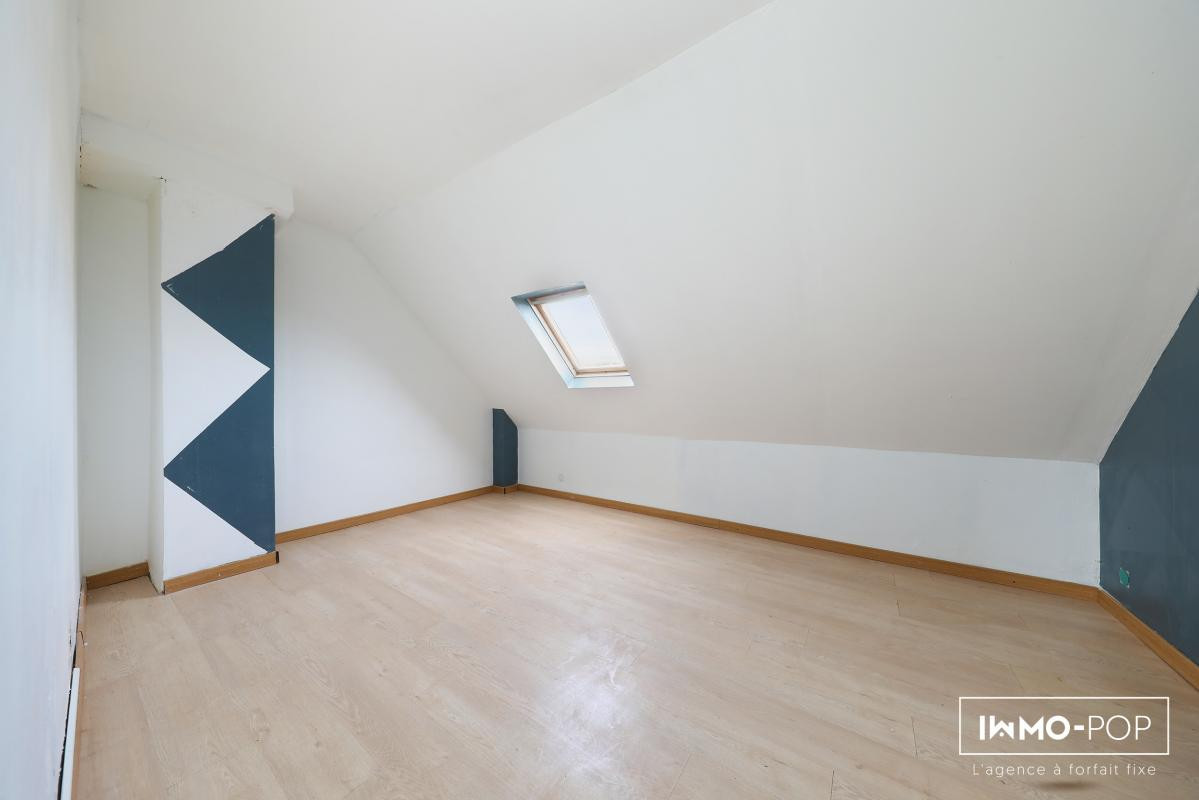 Immeuble de 340m² en R+3 + jardin située à Clermont