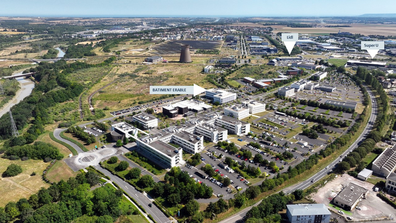Au coeur du Campus Effiscience à Colombelles, 236 m² de bureaux à louer