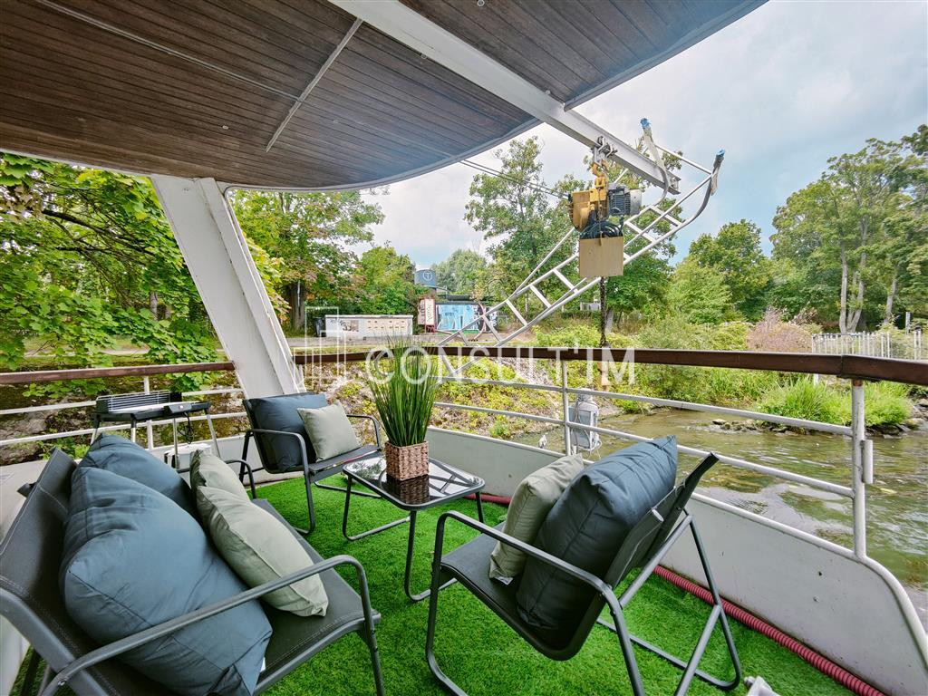 Prestation de services sur une Péniche avec terrasse aménagée !