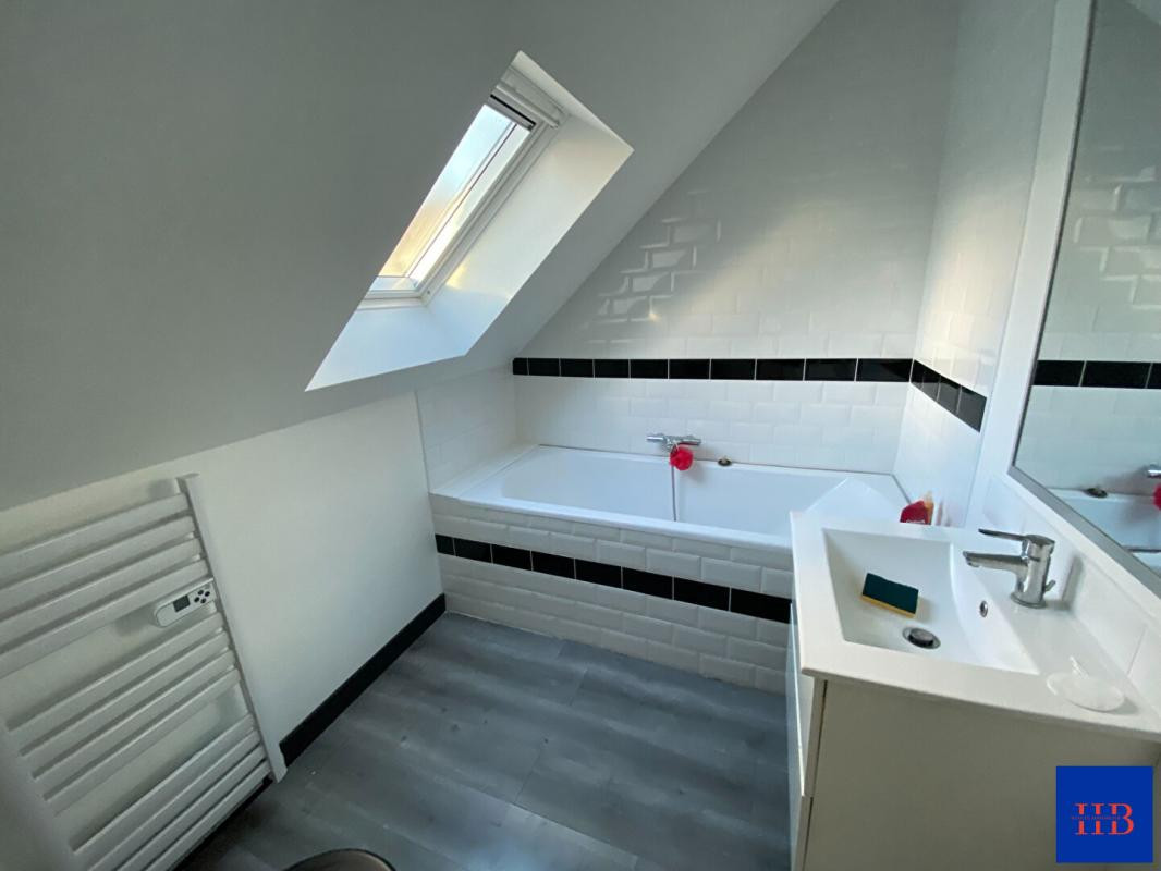 Murs commerciaux 480m2 Bar Brasserie Restaurant proche Caen