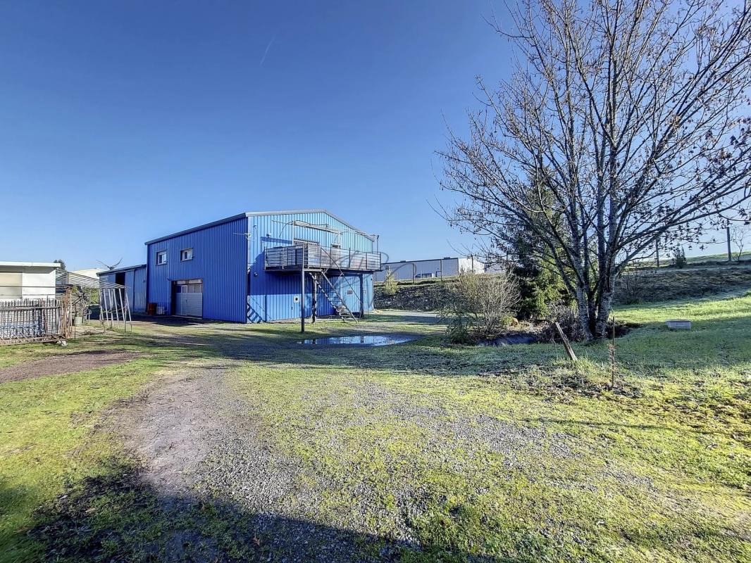 Loft et hangars sur St Georges sur Cher