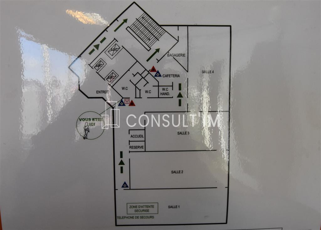 Location surface professionnelle aux normes ERP 5, idéal pour centre de formation ou bureaux