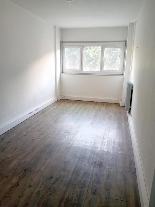 SANS FRAIS - Local Professionnel 97m² - Michelet / Prado