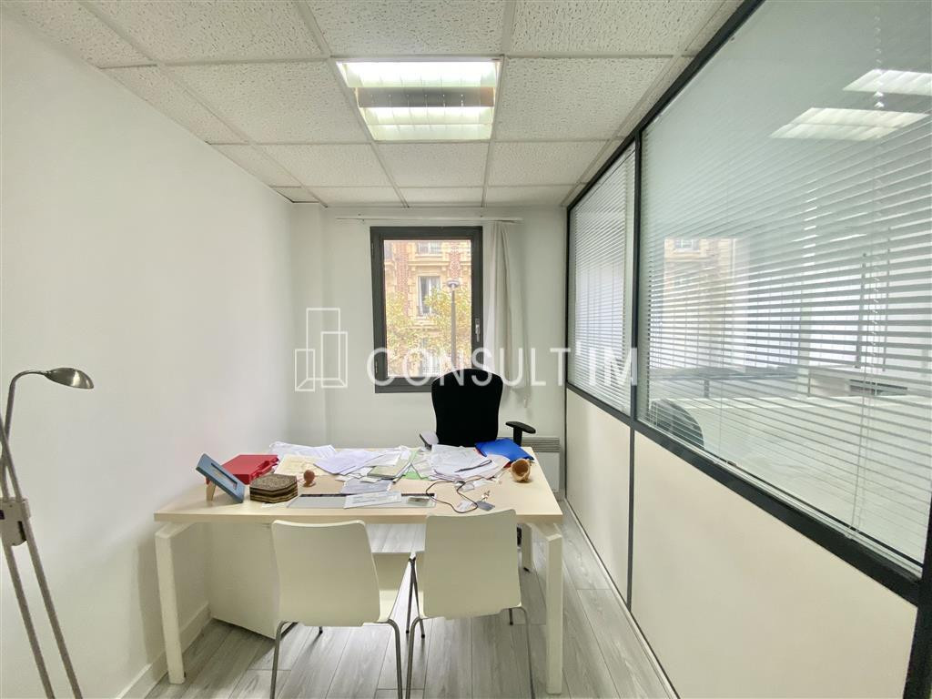 Bureaux calme et lumineux