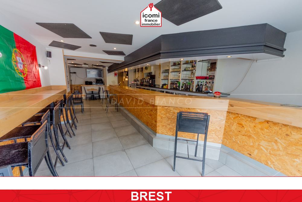 Brest - A VENDRE - FOND DE COMMERCE 86M² - BAR LICENCE IV - EN ACTIVITE AVEC CLIENTELE - CENTRE VILLE - PROCHE TRAM