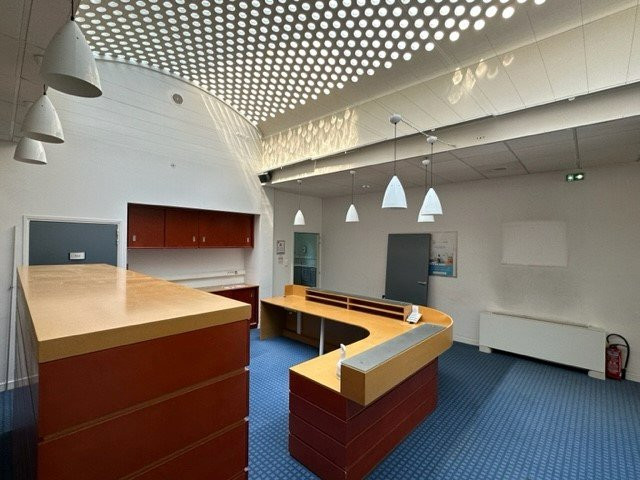 A LOUER - BUREAUX