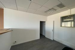 LOCAL PROFESSIONNEL DE 125 M²  ENVIRON - ESTAQUE GARE - 13016