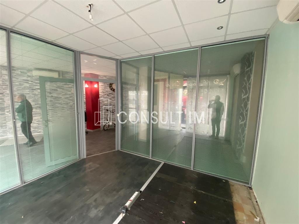 A louer, 67m² de locaux commerciaux, proche du jardin des plantes