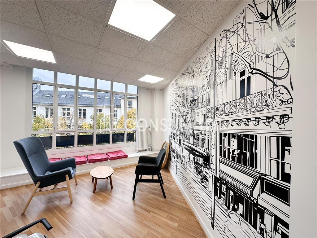 A louer bureaux lumineux à deux pas du métro Rue Saint Maur