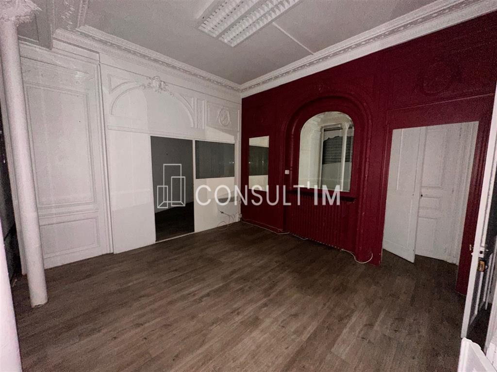 Rue La Fayette, une boutique en location pure de 46 m² disponible immédiatement !