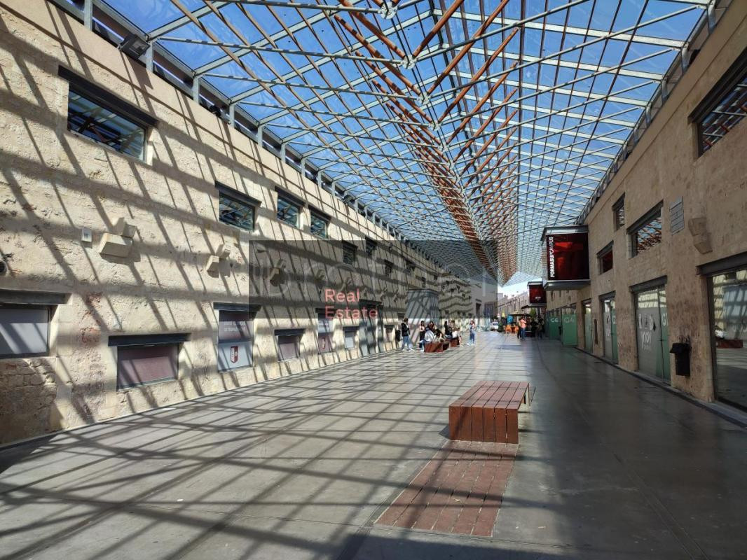 A louer Bureaux 2000m2 Bordeaux Chartrons