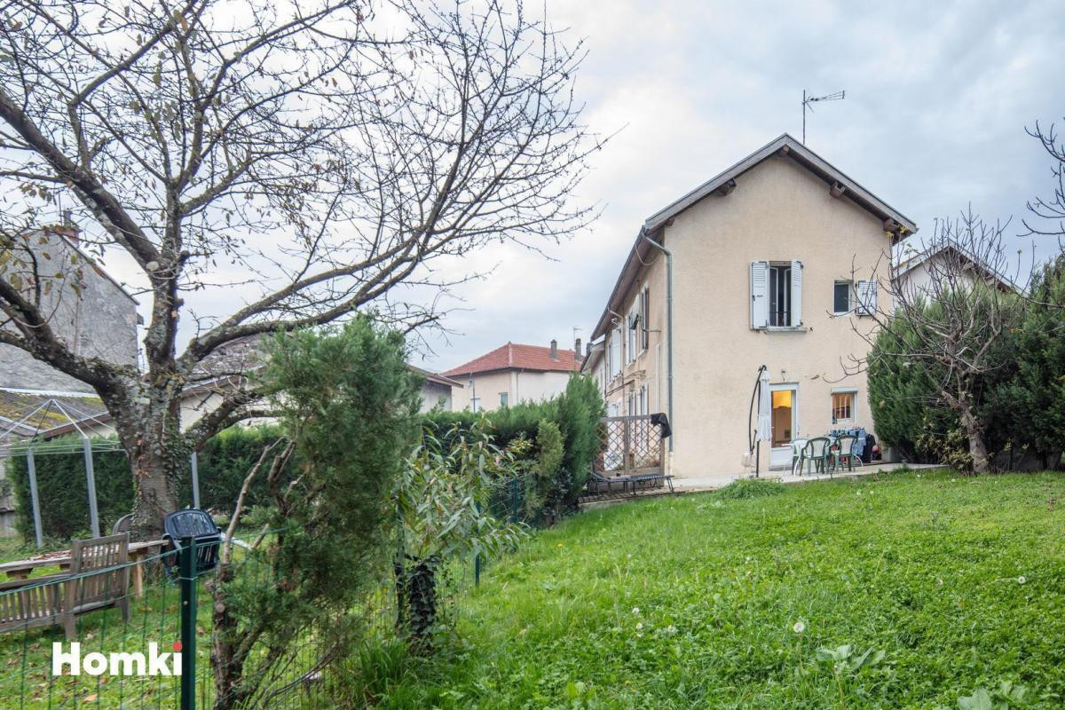 À vendre : Immeuble de rapport à Jarrie – Opportunité d’investissement locatif
