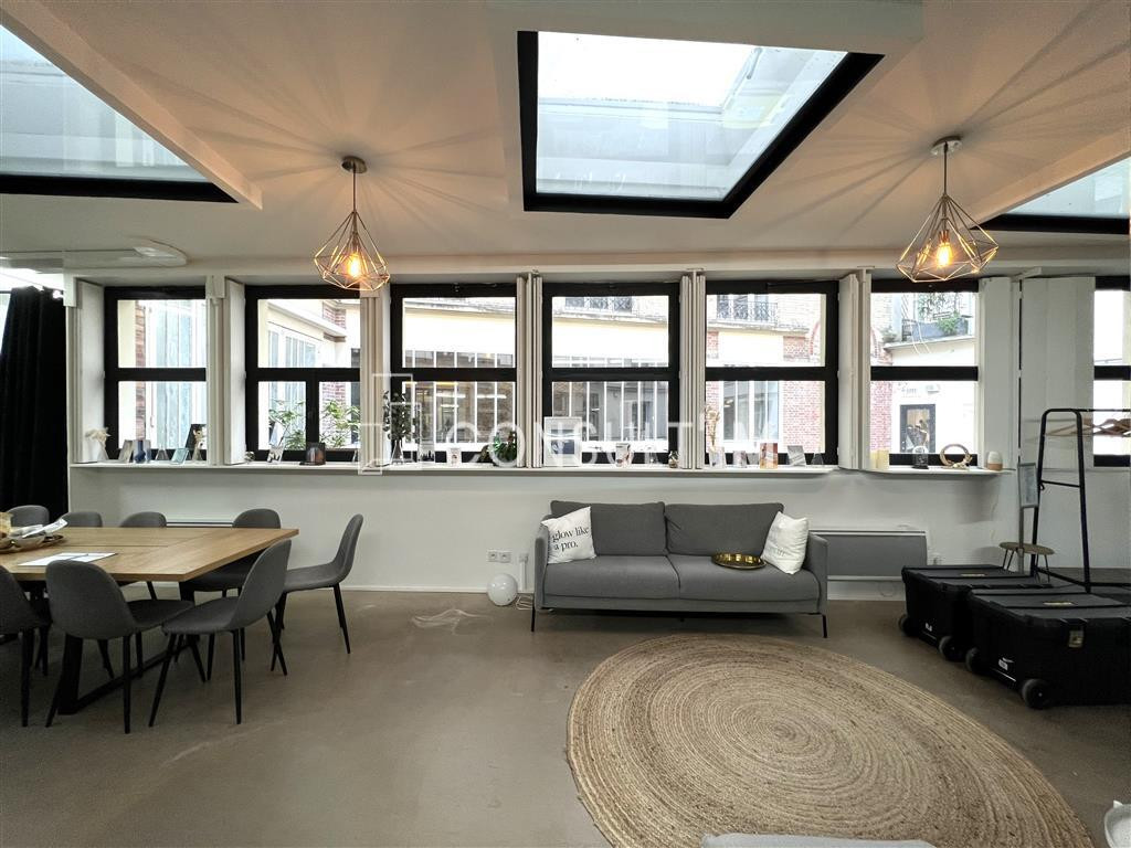 Proche de la Place de la République, à louer bureaux atypiques de 130m²