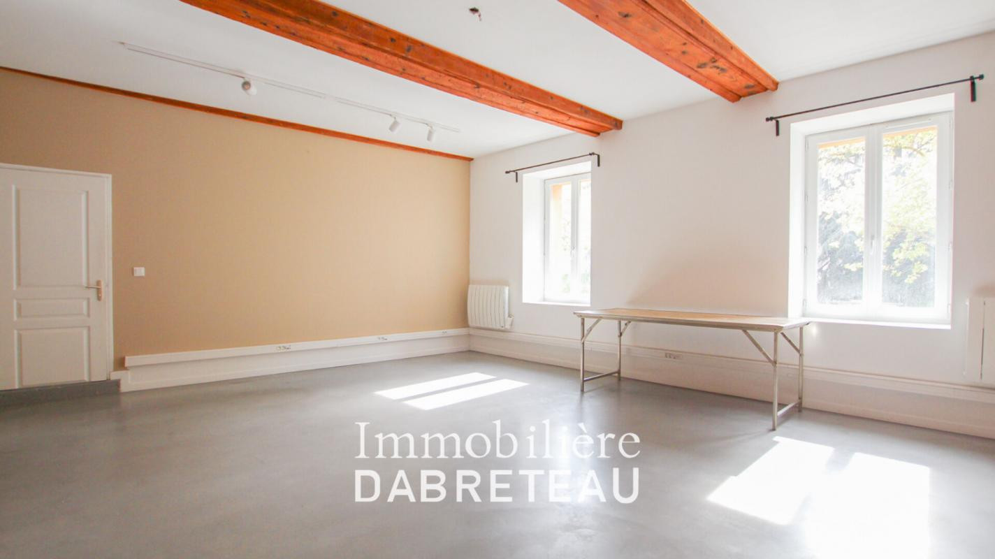 LOCAL EXCEPTIONNEL - CALUIRE