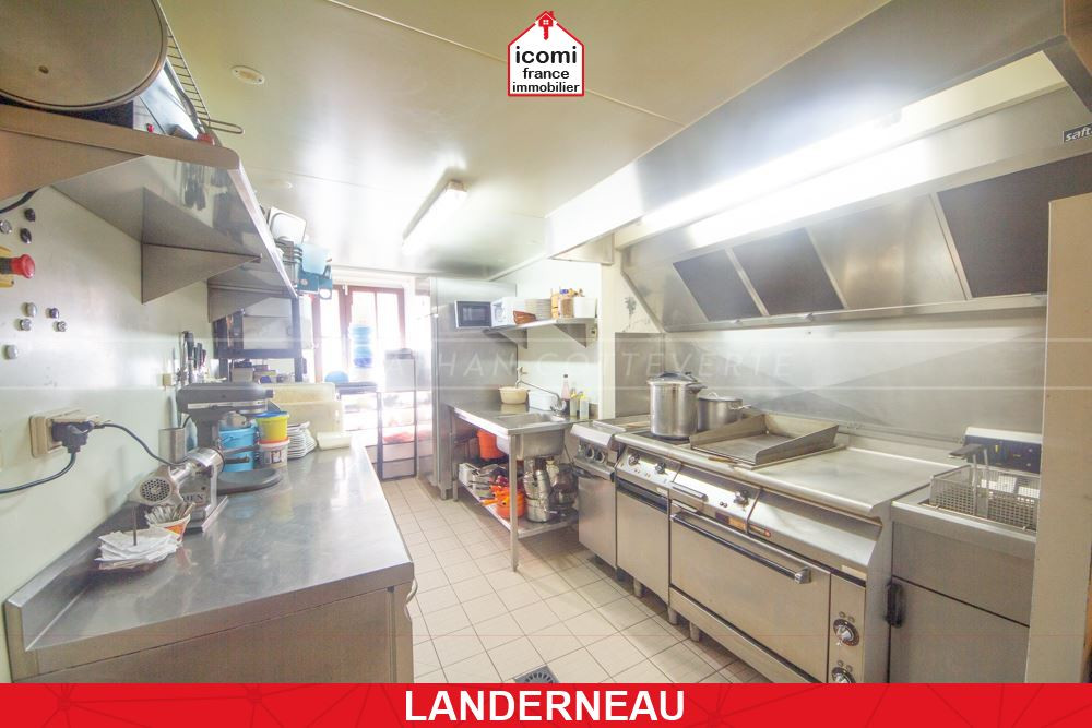 FINISTERE - Landerneau (29800) - A VENDRE - LOCAL - RESTAURANT -  FOND DE COMMERCE 77M² - BAR LICENCE IV - EN ACTIVITE AVEC CLIENTELE - CENTRE VILLE -