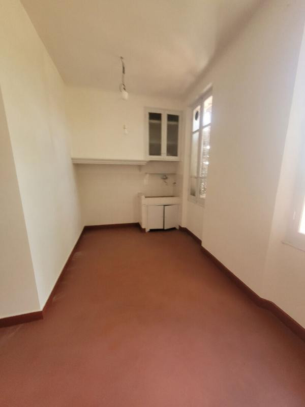 Local commercial St Sylvestre Sur Lot 480 m2