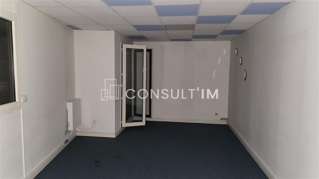 Dans un immeuble mixte récent de standing, Consult'Im vous propose un plateau de bureaux à vendre