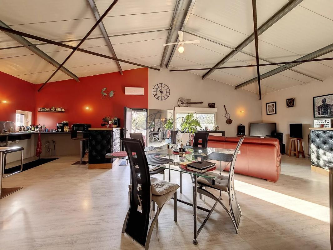 Loft et hangars sur St Georges sur Cher