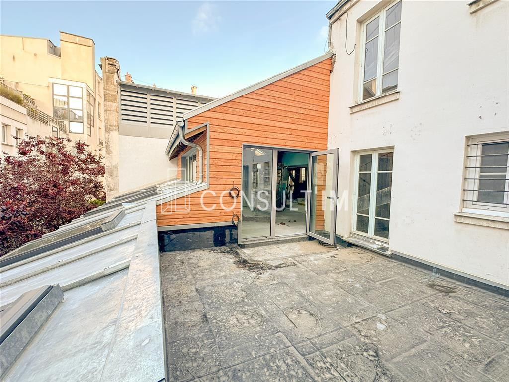 Immeuble indépendant de 760m² REFAIT A NEUF