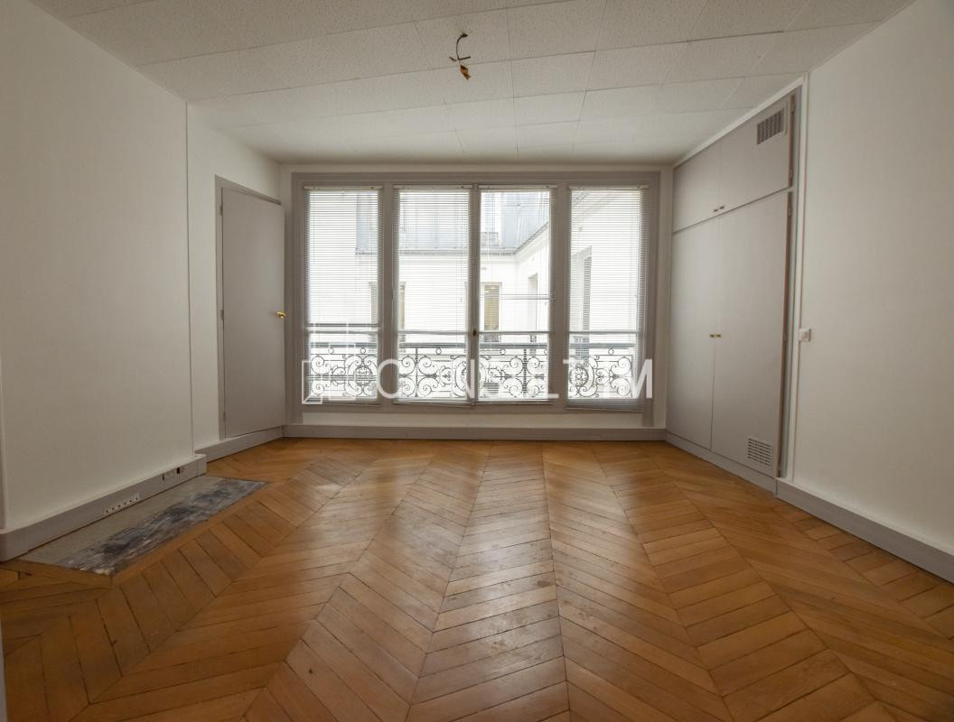 Bureaux 84 m² distribution rationnelle