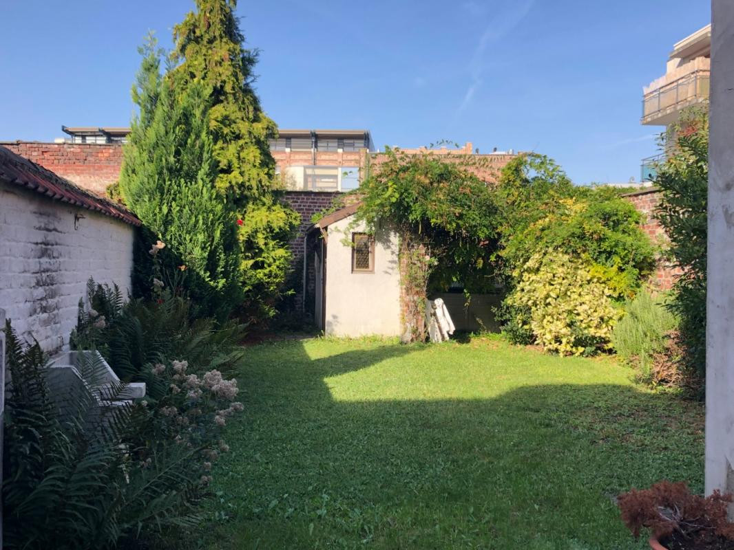 Immeuble avec travaux
