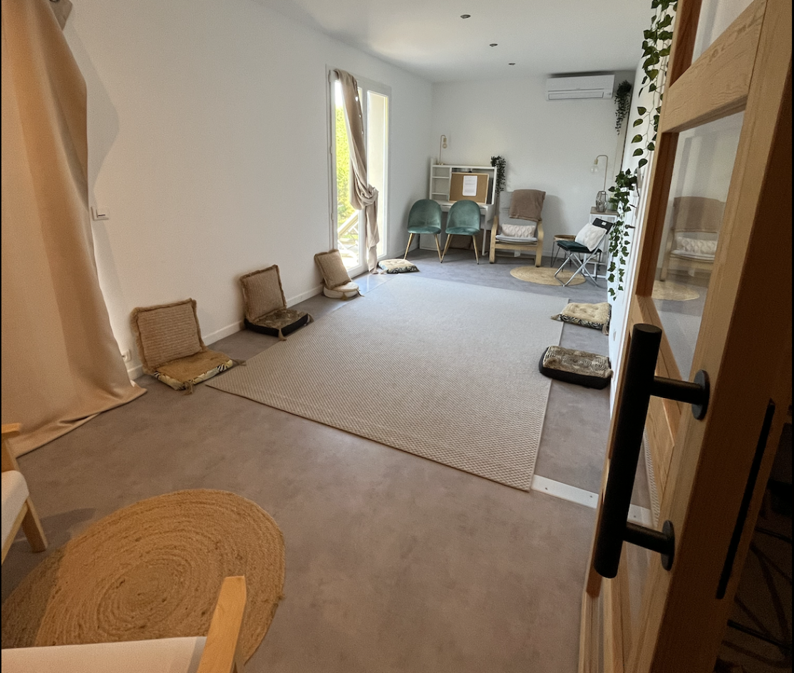 🏡 Location cabinet thérapeutique – Environnement calme et verdoyant en périphérie d’Aix-en-Provence