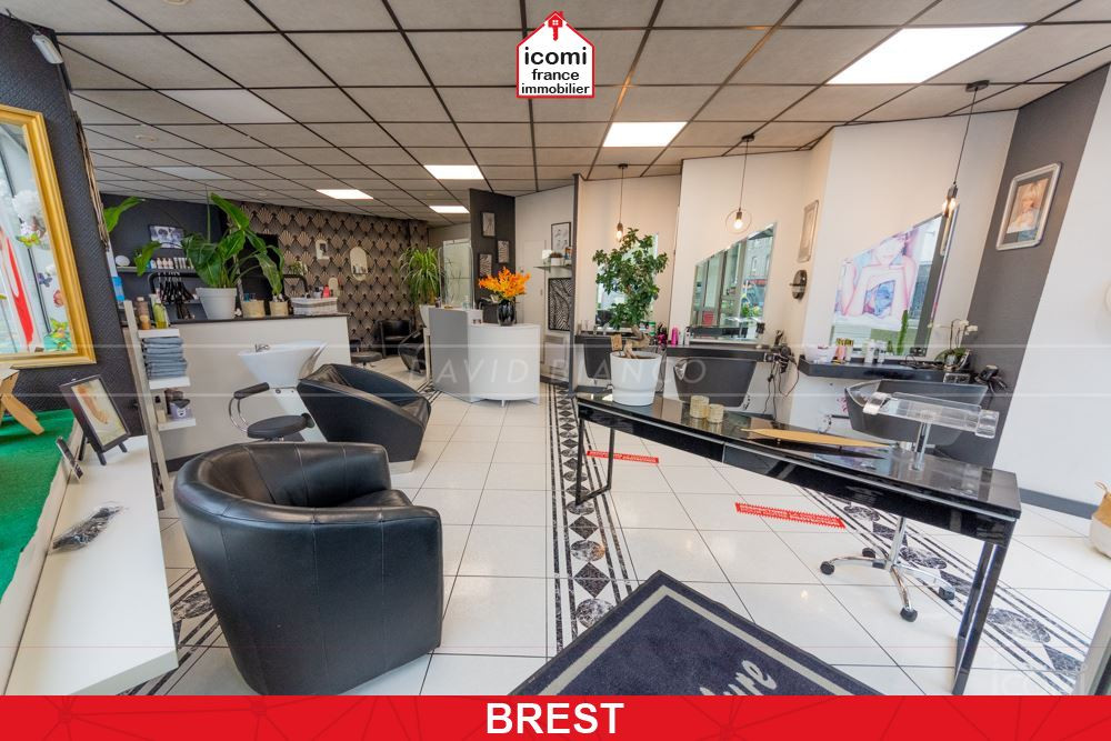 FINISTERE - Brest (29200) - A VENDRE - FOND DE COMMERCE 77M²  - BEL EMPLACEMENT - SALON DE COIFFURE - NOMBREUSES POSSIBILITES
