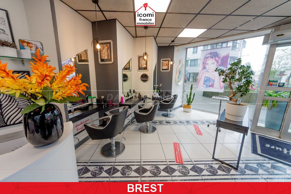 FINISTERE - Brest (29200) - A VENDRE - FOND DE COMMERCE 77M²  - BEL EMPLACEMENT - SALON DE COIFFURE - NOMBREUSES POSSIBILITES