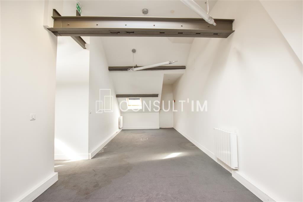 A louer bureaux de 185,50 m²