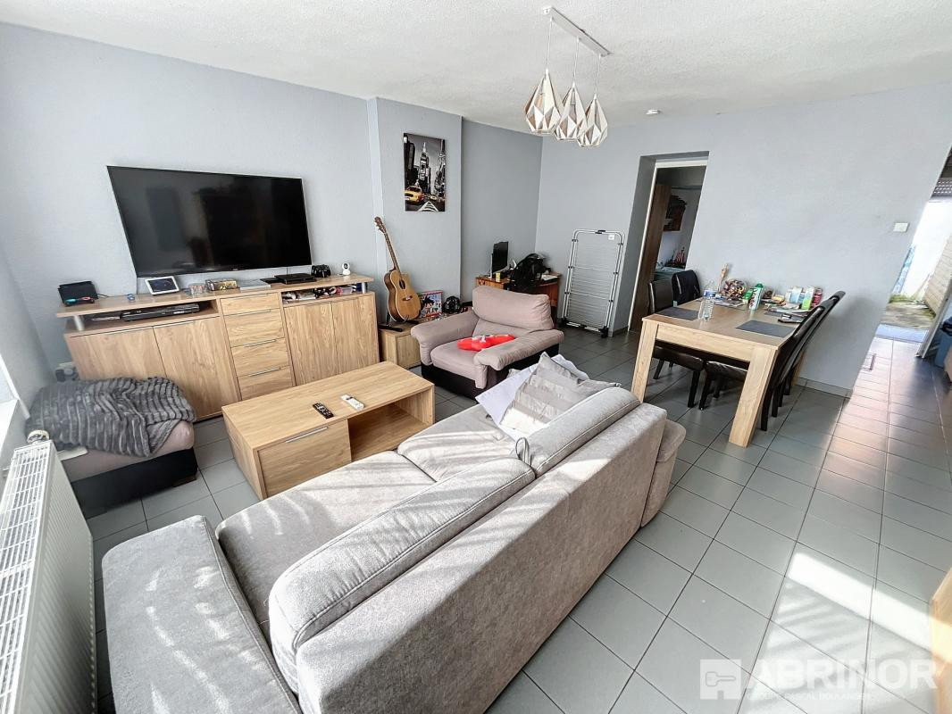IMMEUBLE DE RAPPORT COMPRENANT 3 APPARTEMENTS