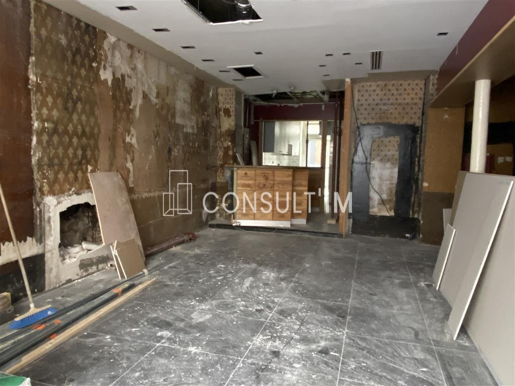 Location pure, boutique avec extraction en plein cœur du 8ème arrondissement