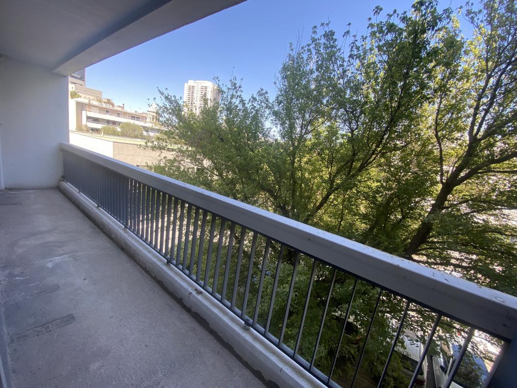 SANS FRAIS - LOCAL 90m² MAZARGUES