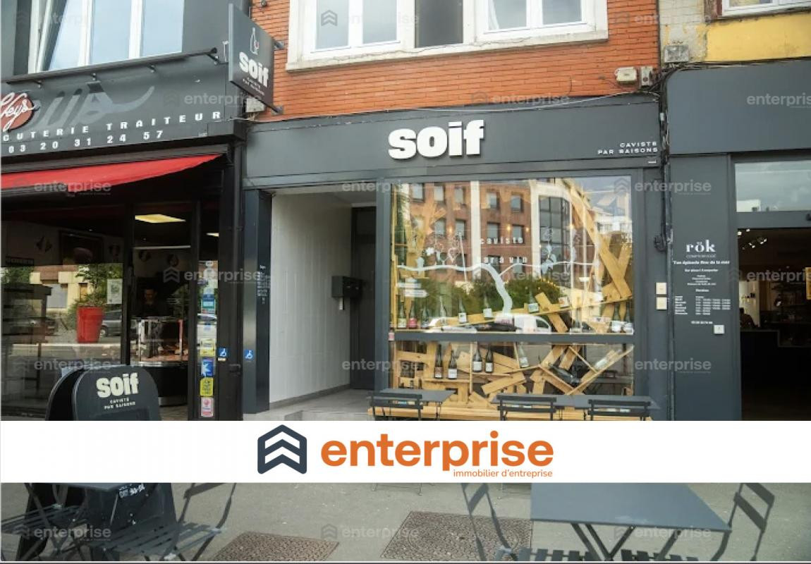 A LOUER - LOCAL COMMERCIAL - 80 M2 - POSSIBLE RESTAURATION