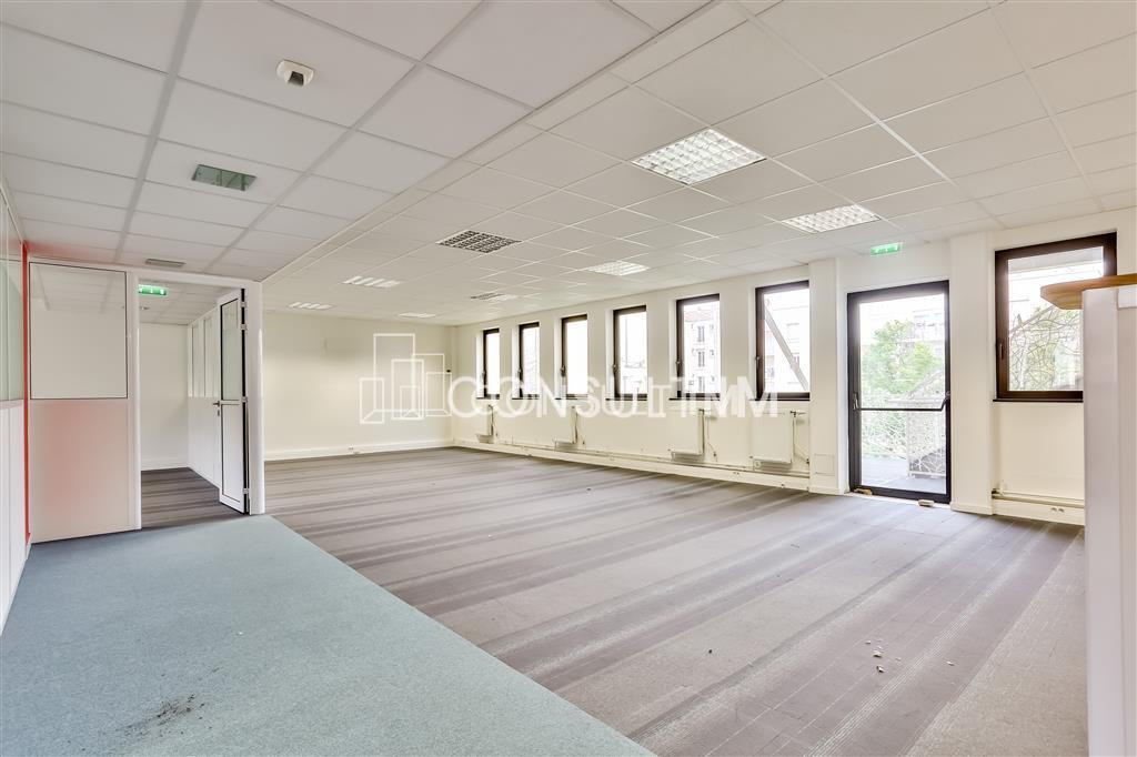 A louer bureaux au coeur de Clichy avec accès PMR