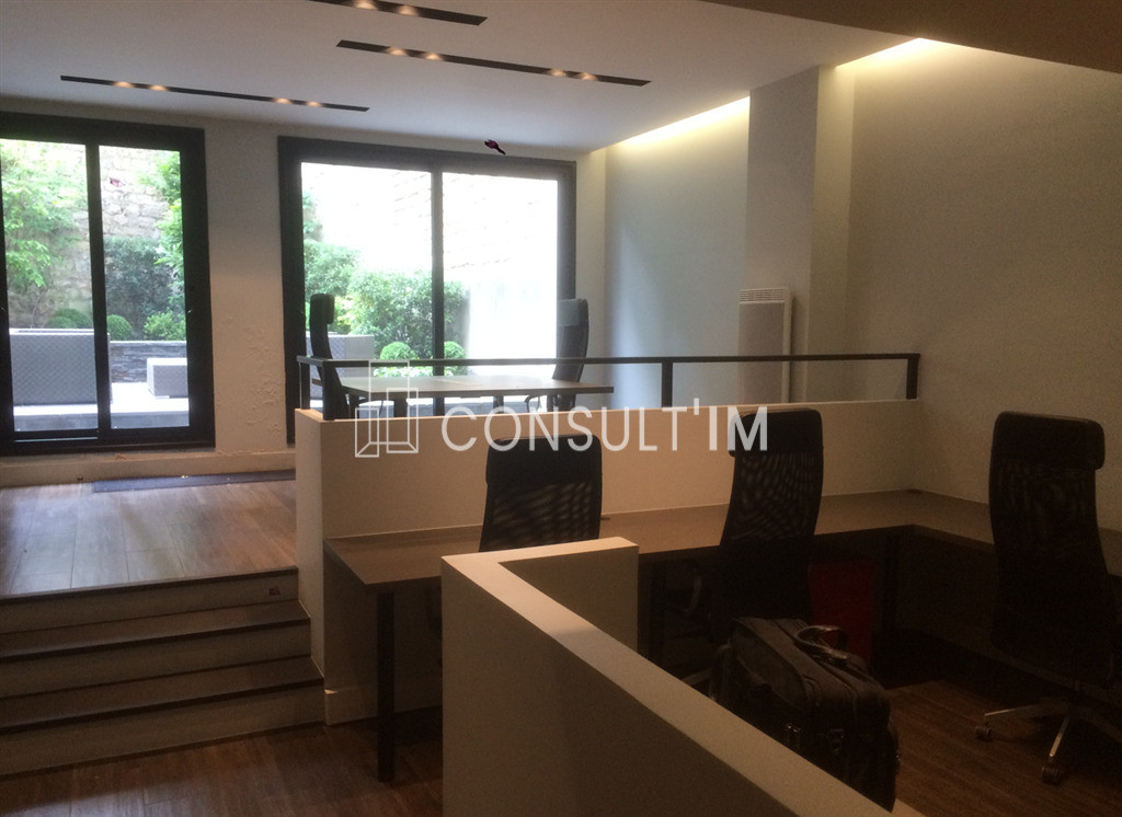 Bureaux atypiques dans hôtel particulier