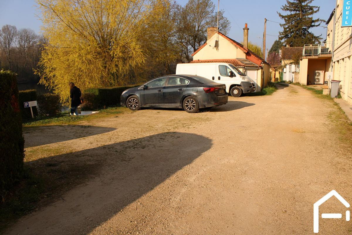 RARE IMMEUBLE DE RAPPORT 600M² AU BORD DE L'YONNE