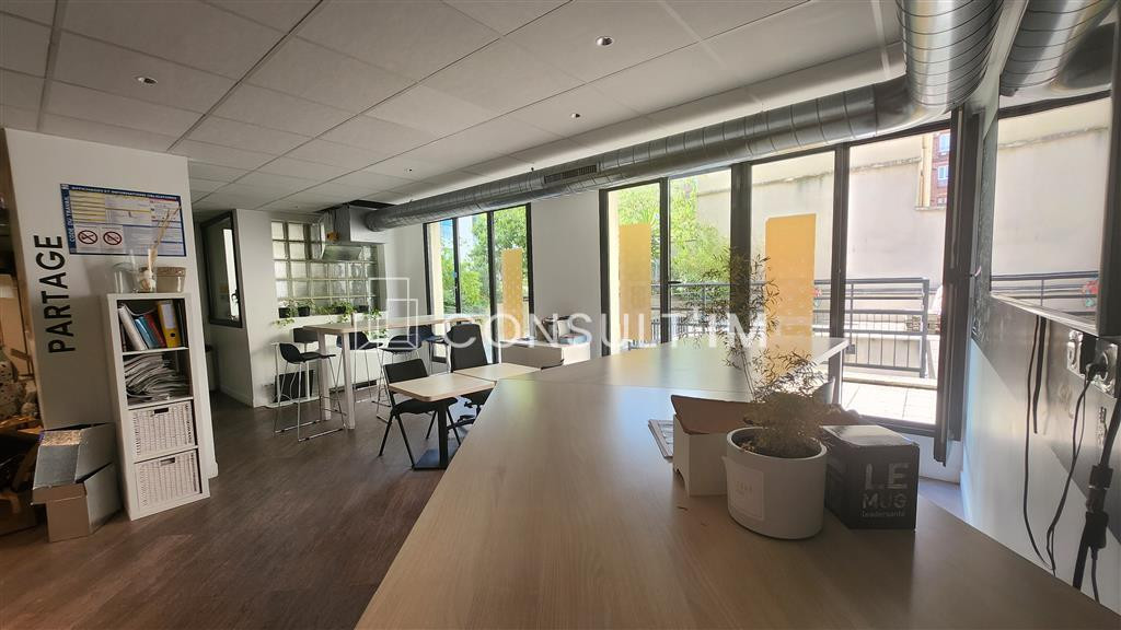 Duplex de bureaux à louer avec terrasses