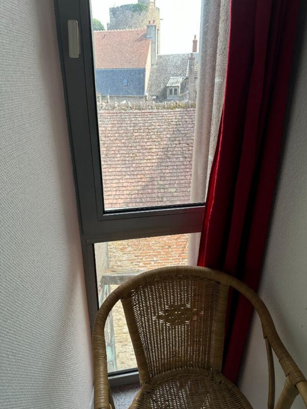 Immeuble Bourbon L Archambault 4 pièce(s) 50 m2, 2 apparts loués en cure 91300 FAI