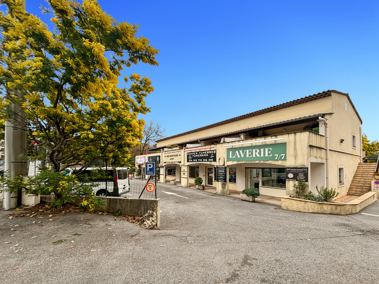 LOCAL COMMERCIAL À LOUER Hopital GRASSE