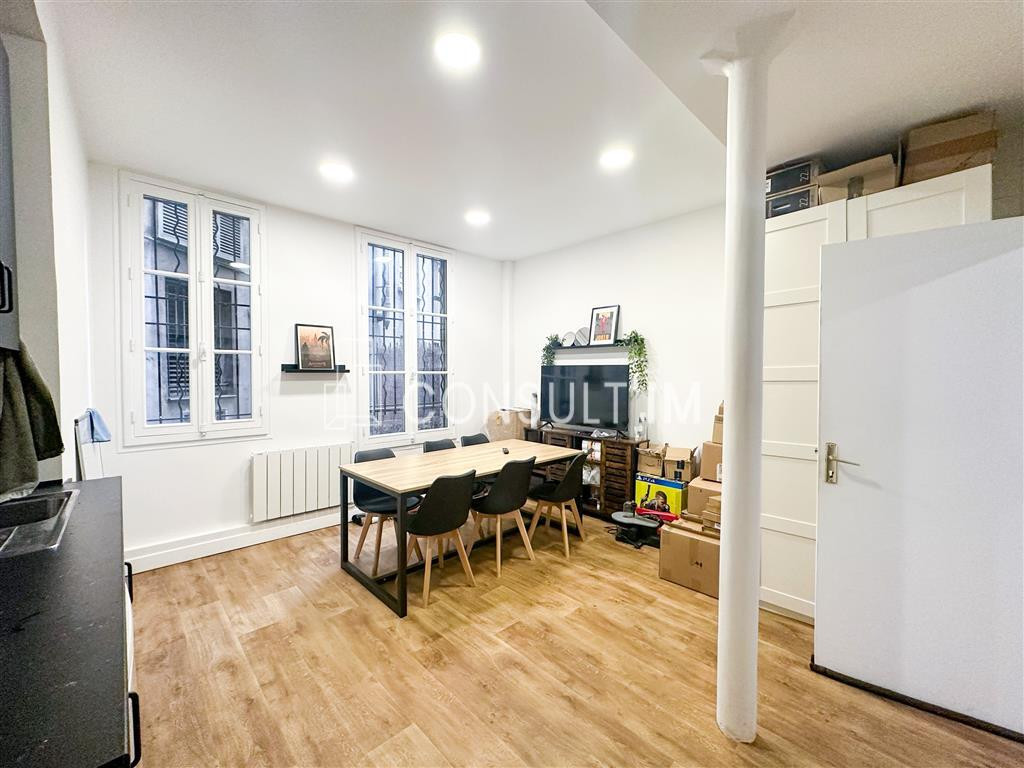 Proche de la place de la République, à louer bureaux de 57m² entièrement rénovés