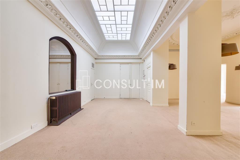 Madeleine, magnifique showroom dans un immeuble classé