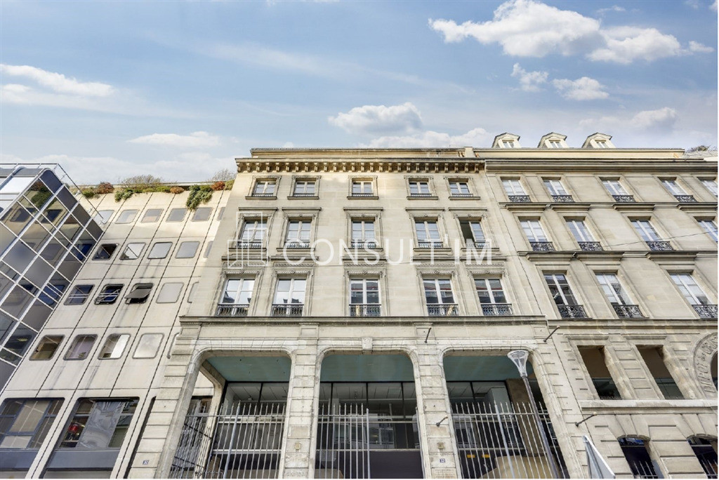 Bureaux lumineux de 43m²