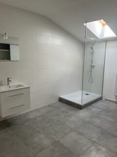 A vendre Immeuble  Bourg-de-Péage 26300