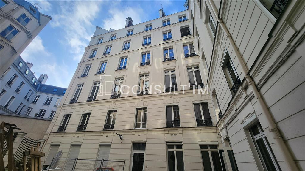 RDC à louer sur la prestigieuse avenue de Messine