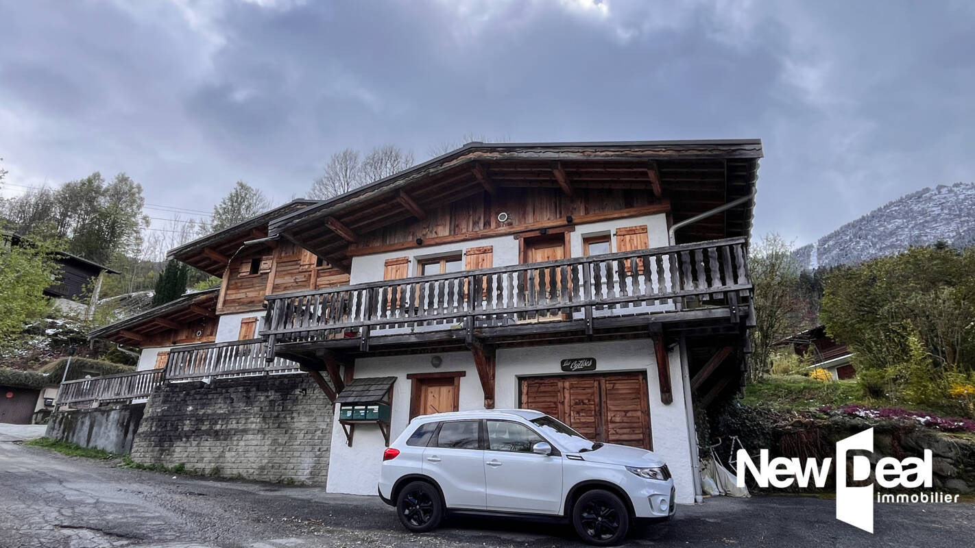 IMMEUBLE 3 APPARTEMENTS  TYPE CHALETS HORIZONTAL - LES HOUCHES