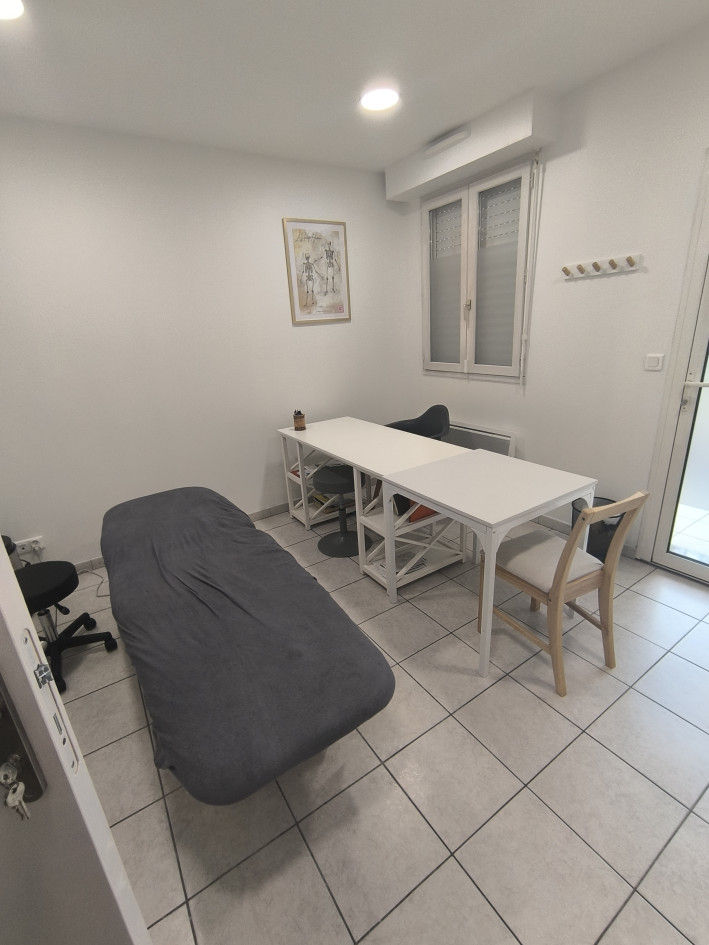 loue pièce 16 m 2 valenciennes