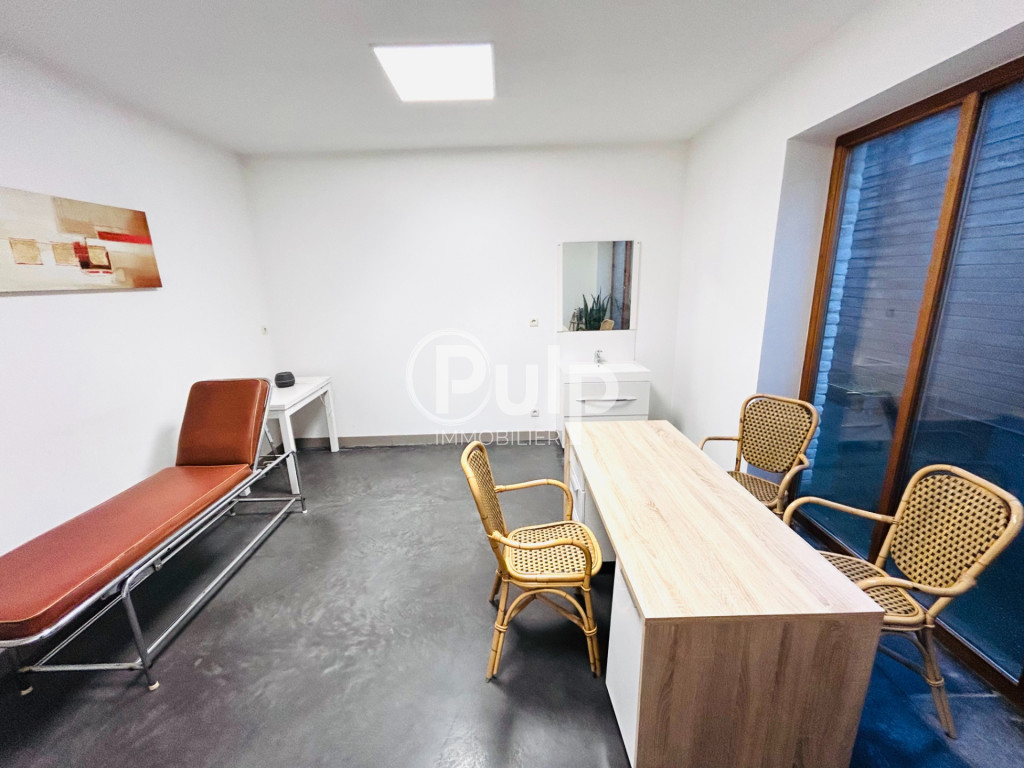 Opportunité à saisir ! Bureau médical de 17 m² à louer à Haubourdin !