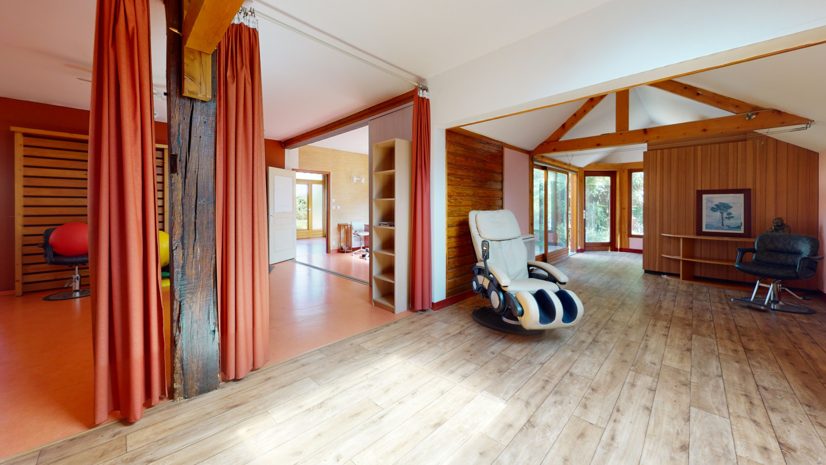 COURTENAY (45) - A VENDRE IMMEUBLE INDEPENDANT 130 M²