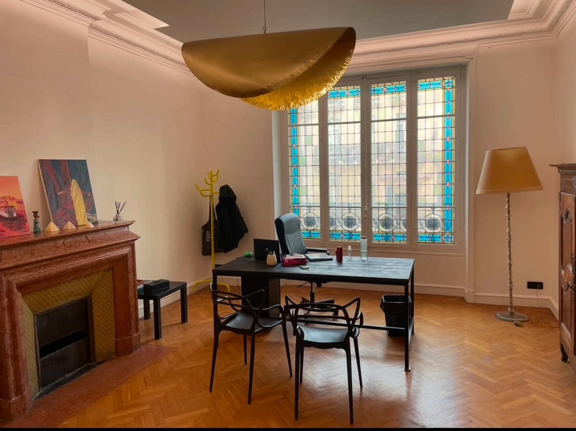 Location local professionnel de standing paradis carré d’or